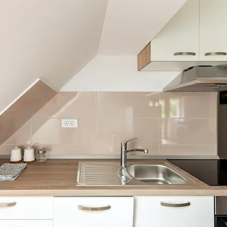 Apartmaji Rupnik Lägenhet