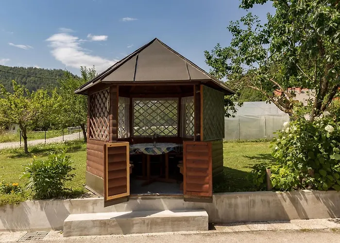 Apartmaji Rupnik Appartamento *